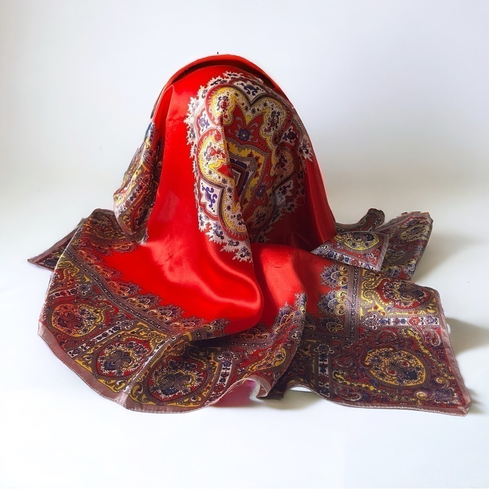 VTG 60s Queen Pearl by Yamashita Brand Acetate Silky Scarf Headscarf Paisley Red - Picture 5 of 14